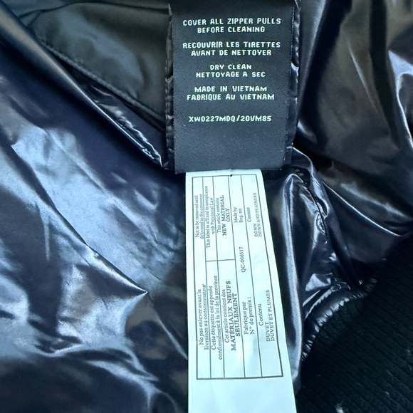 SAM. Black elegant Puffer Jacket with Cream Details - Picture 8 of 8